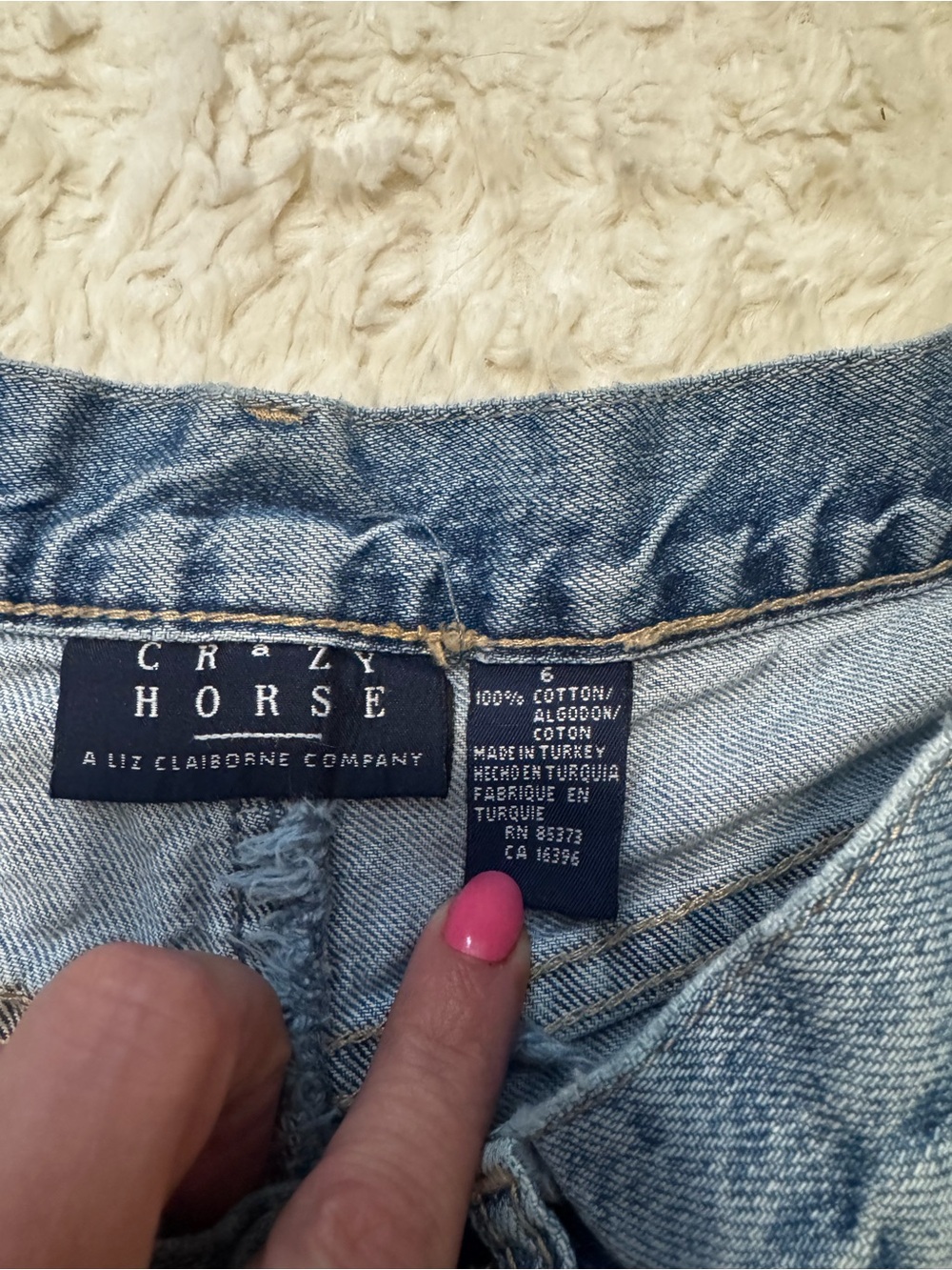 Vintage 90s Crazy Horse High Rise 100% Cotton Denim Mom Shorts - Picture 6 of 6